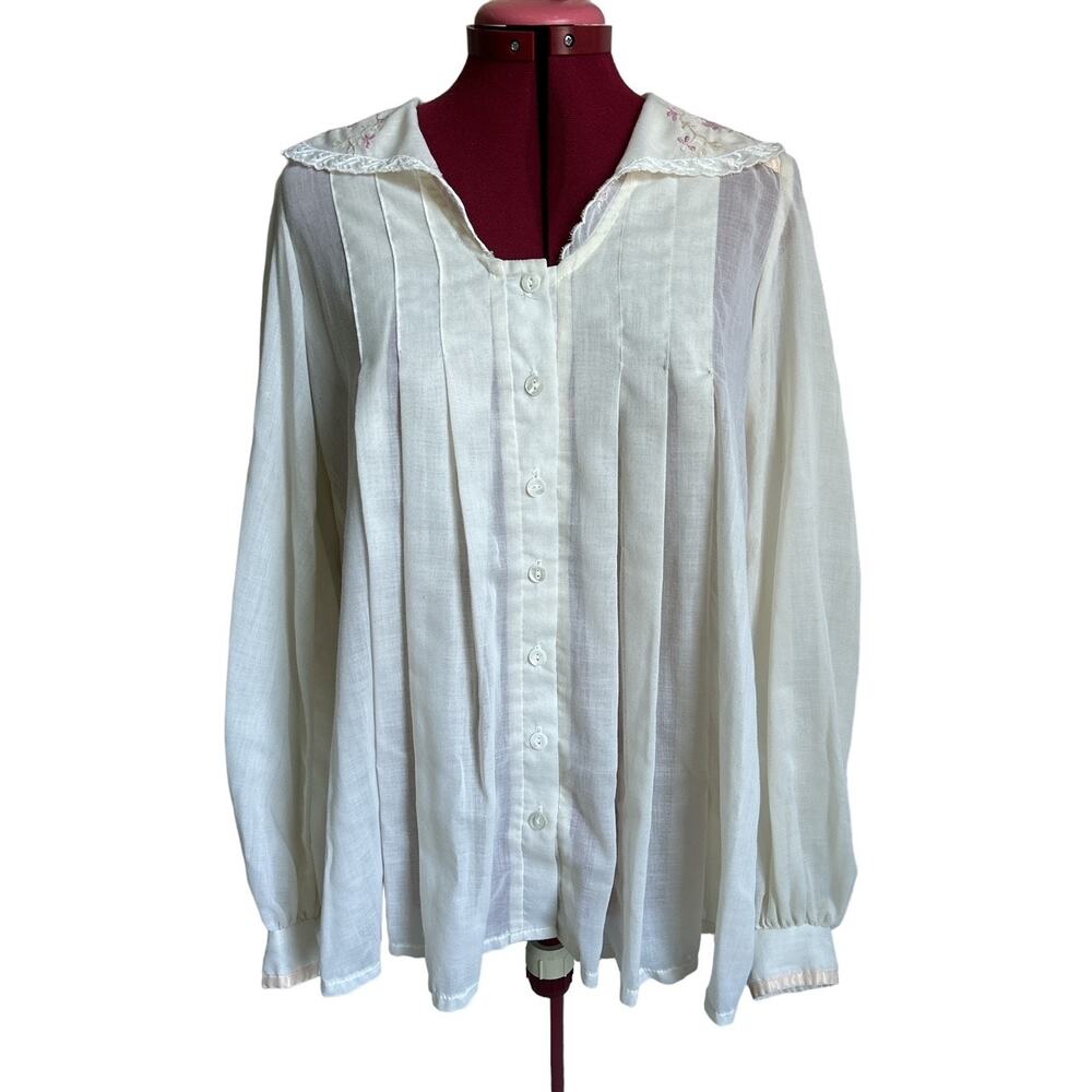 Gunne Sax Vintage Embroidered Cream Cotton Blend Peter Pan Collared‎ Blouse